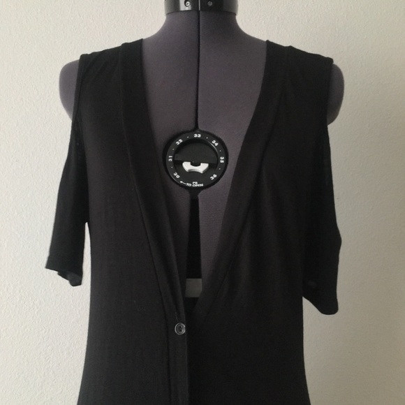 Wet Seal Cold Shoulder Maxi Over Shirt - Picture 4 of 5